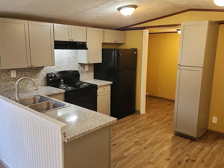 23744 Walker South Rd — Photo 8