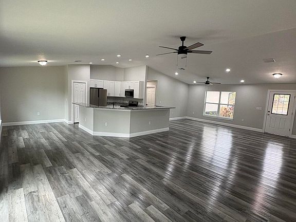 5th image of 2897 NW 37th Avenue