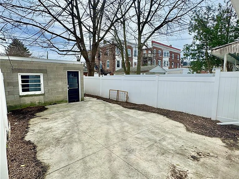 1410 W Turner St #1 — Photo 14