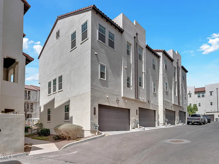 461 Vin Benicarlo Pl — Photo 57