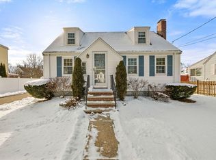 28 Greystone Rd, Saugus, MA 01906