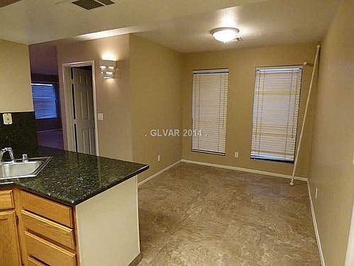 5th image of 413 Tobler Dr