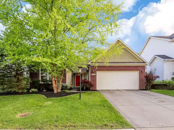 7068 Summer Oak Dr, Noblesville, IN 46062