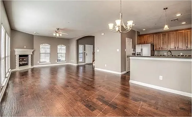 5730 Grosseto Dr — Photo 2