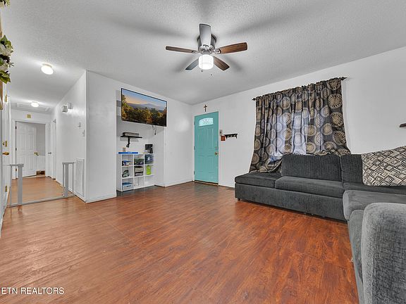 5th image of 6409 Shrewsbury Dr