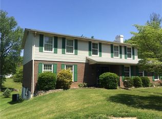 1900 E Jerome Dr, Godfrey, IL 62035