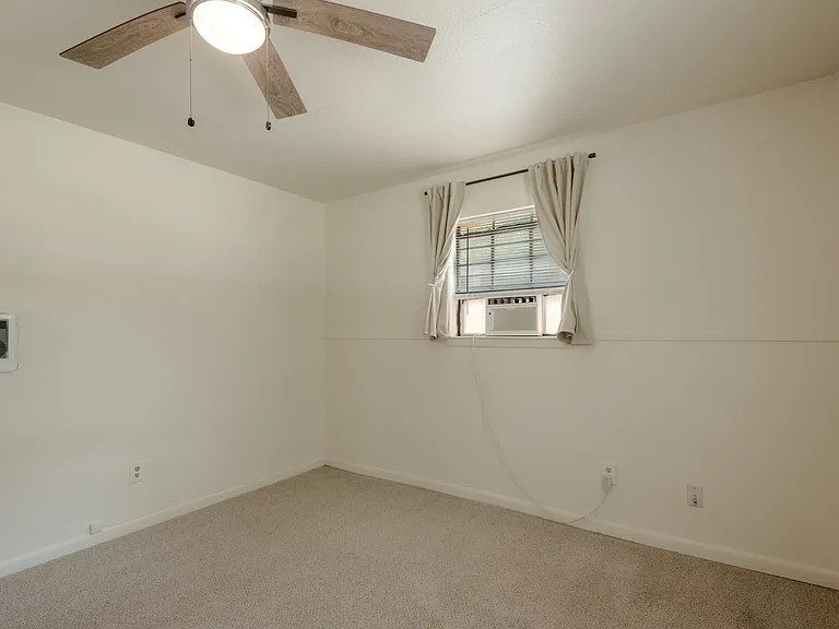 712 Cline St #D — Photo 15