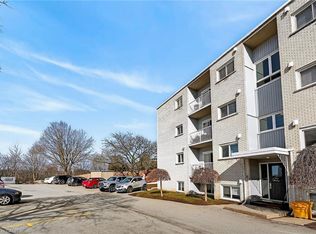 37 Conroy Cres #1, Guelph, ON N1G2V5