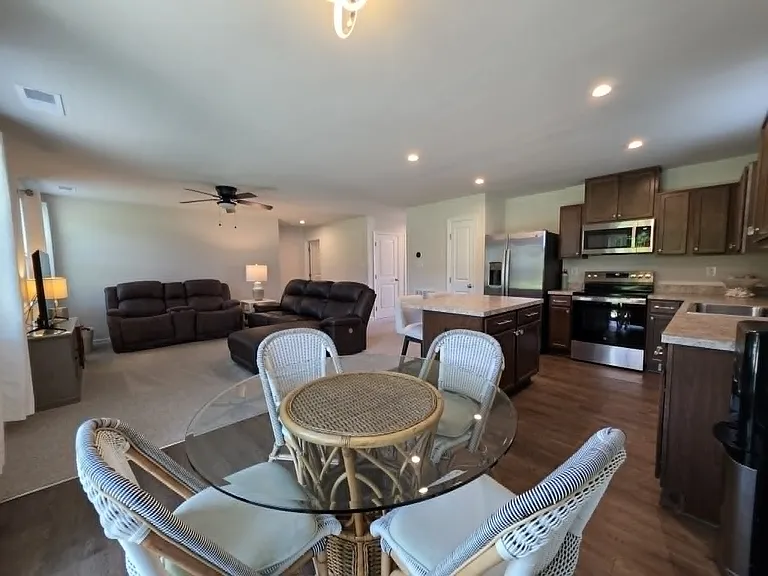 38493 Barberry St — Photo 13