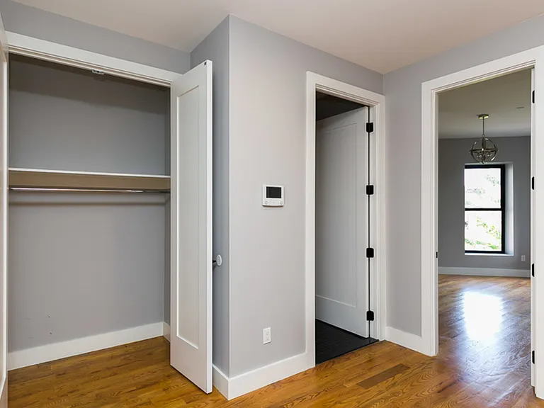 271 Martense St #3R — Photo 6