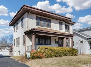 6325 Clayton Rd, Saint Louis, MO 63117