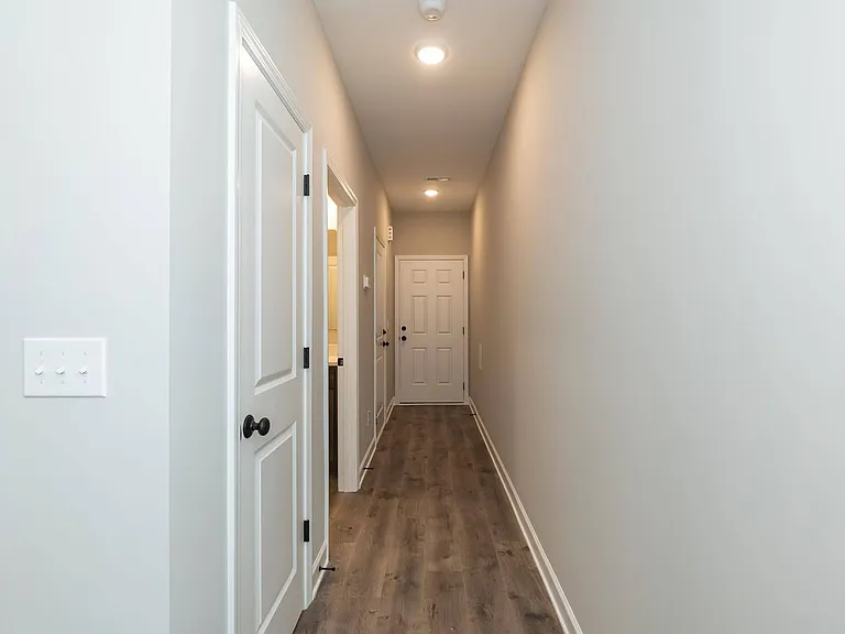 428 N Allen Rd — Photo 6