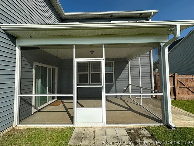 5 bed, 3.5 bath, 3015 sqft, $2,450 — Photo 3