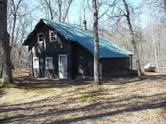 2nd image of N8879 DICKERSON AVENUE