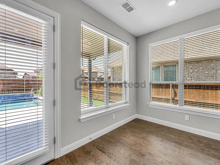 1705 Bellinger Dr — Photo 11