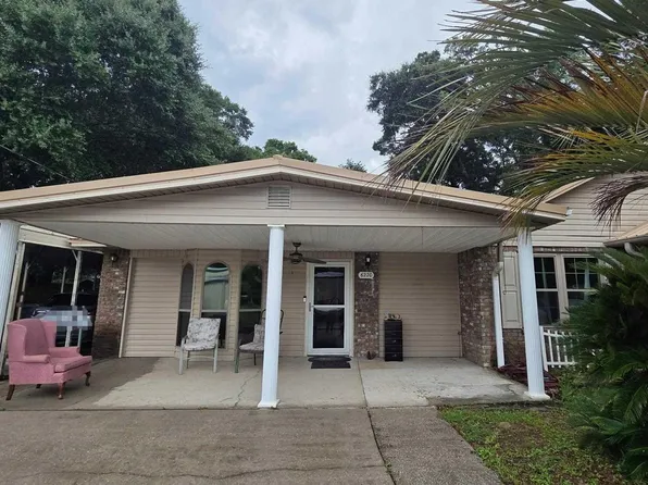 6220 Weekly St, Milton, FL 32570