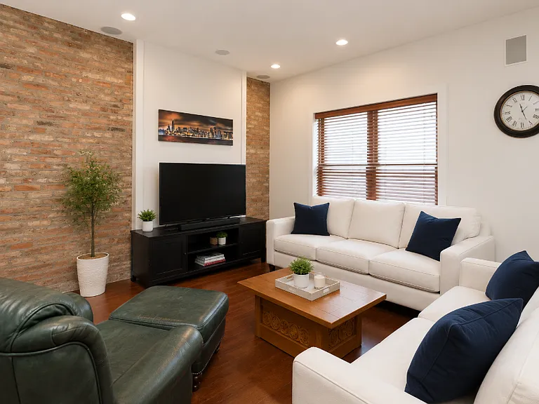 2522 N Halsted St #105 — Photo 2