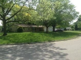 5009 Dorsett Dr, Madison, WI 53711