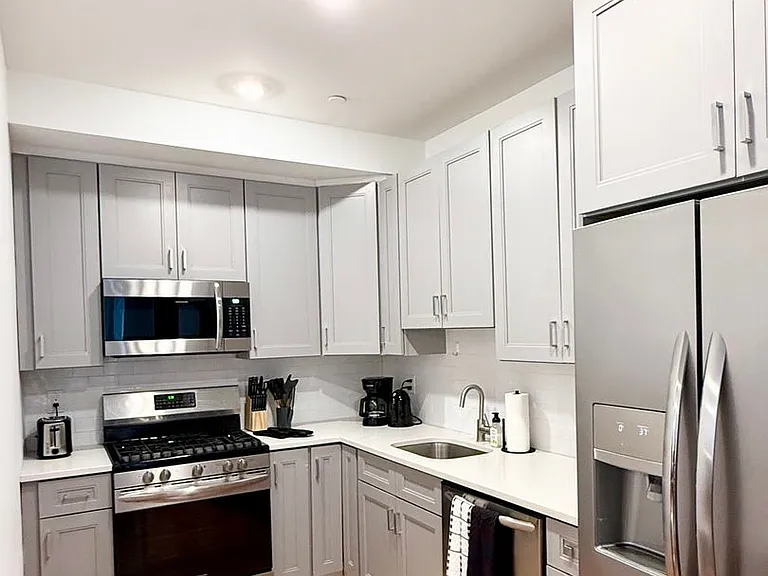 LUDLOW_4100 — Photo 13