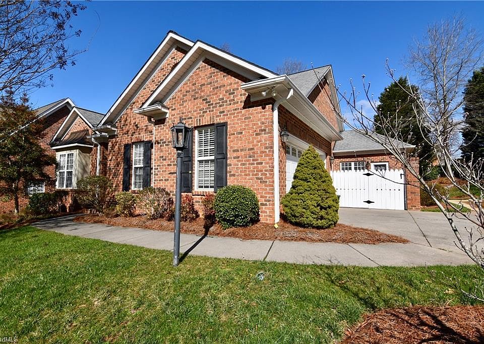1st image of 975 Crafton Creek Dr