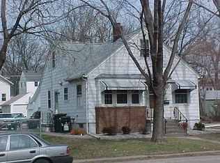 824 Grant St, Bettendorf, IA 52722
