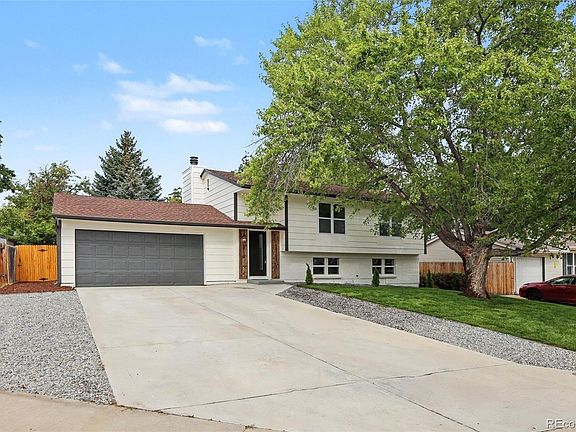 3rd image of 8830 W 92nd Place