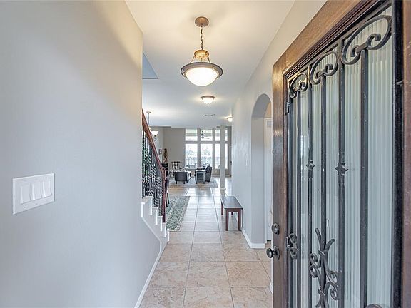 3rd image of 28138 Canyon Wren Dr