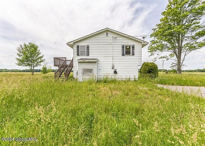 5th image of 16752 GLIDDEN Road