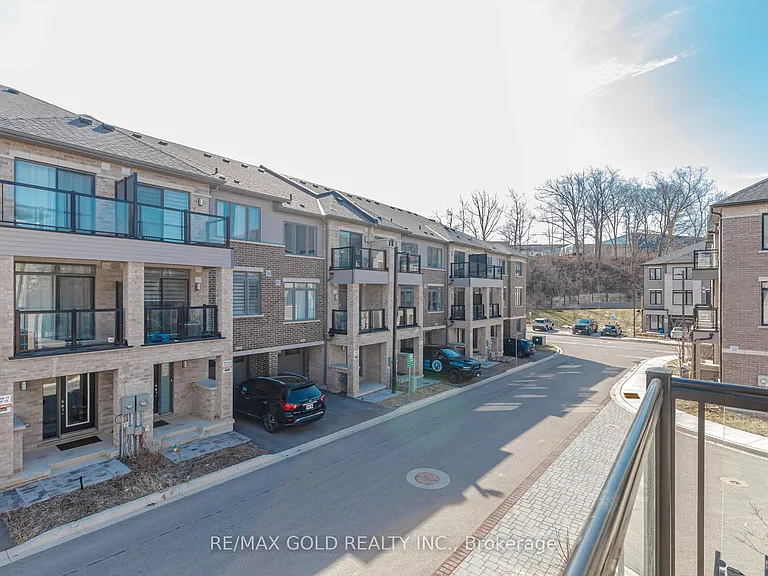 585 Colborne St #1007 — Photo 32