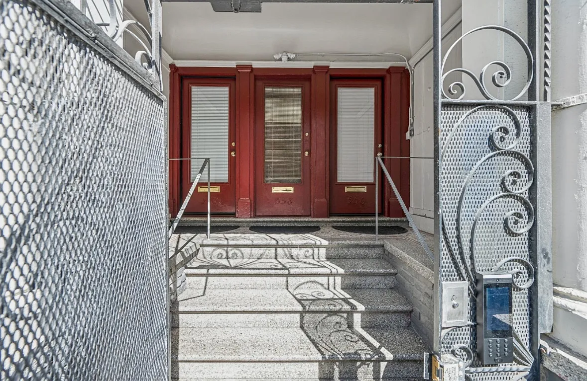 Building Photo - 558 Natoma St #556