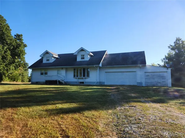 11 Missouri Ln, Bowling Green, MO 63334