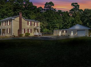 2065 Windmill Point Rd, White Stone, VA 22578