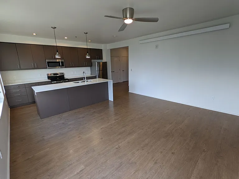Viewpoint Terrace Apartments — Photo 62