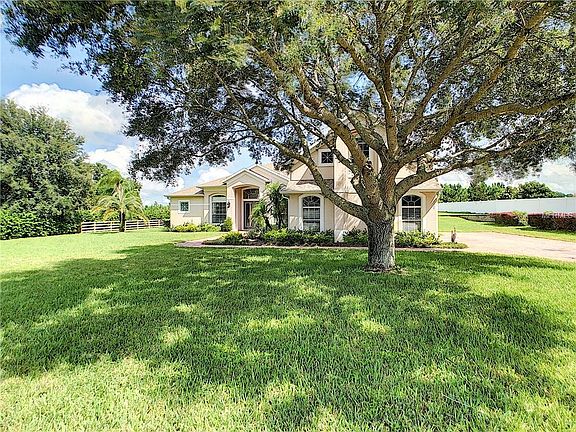 2nd image of 7607 Lake Angelina Dr