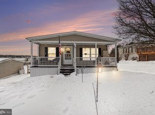 10 Northview Dr, Carlisle, PA 17013