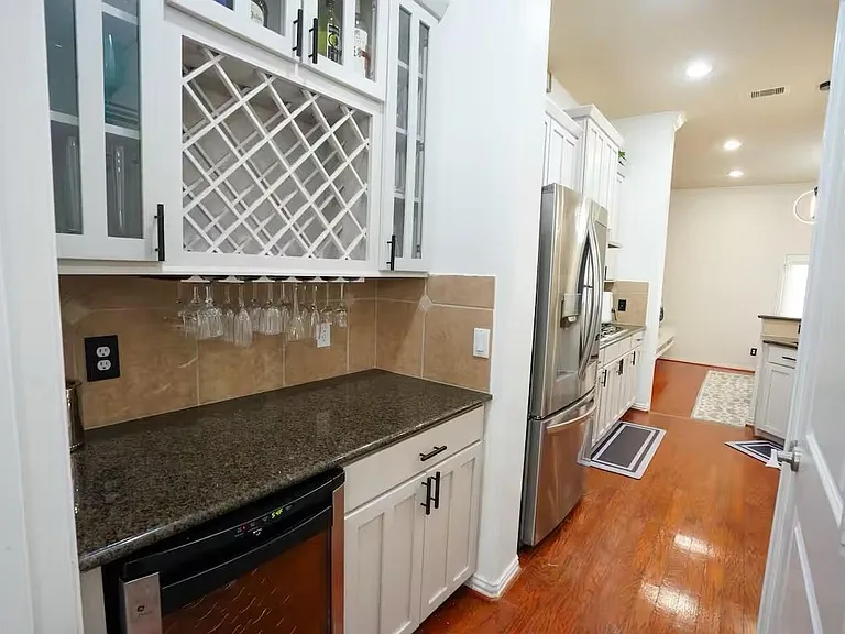 5625 Dolores Place Ln #B — Photo 11