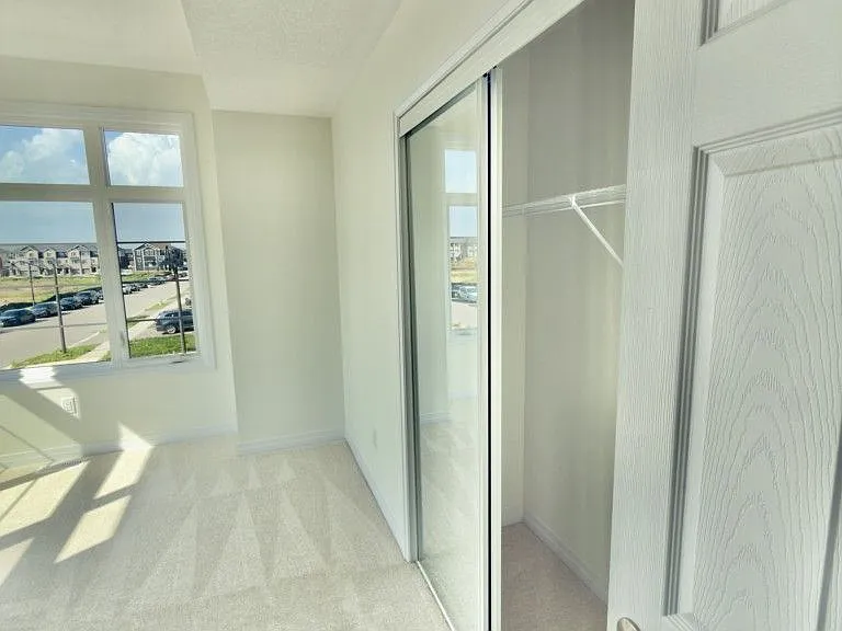 165 Wilmot Rd — Photo 30