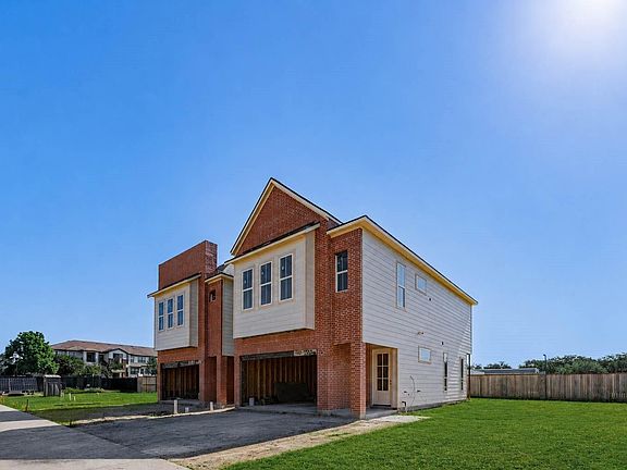 3rd image of 1710 Mateo Square Pl
