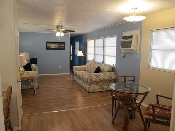 4th image of 403 Diamond Head Dr