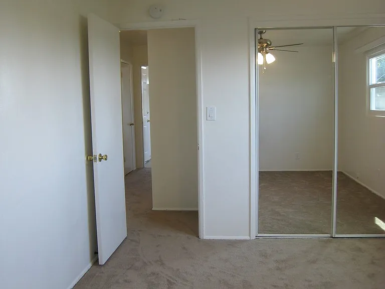 3522 College Ave — Photo 7
