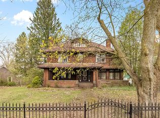 245 Merriman Rd, Akron, OH 44303