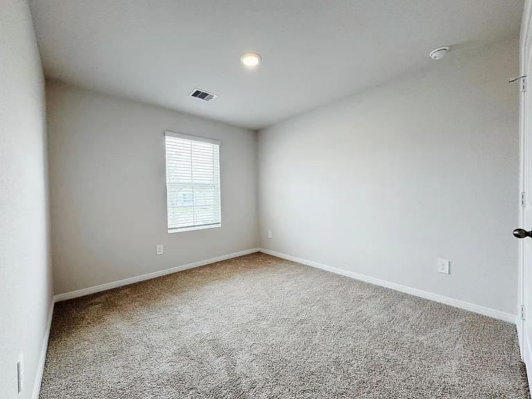 1207 Camden Ln — Photo 21