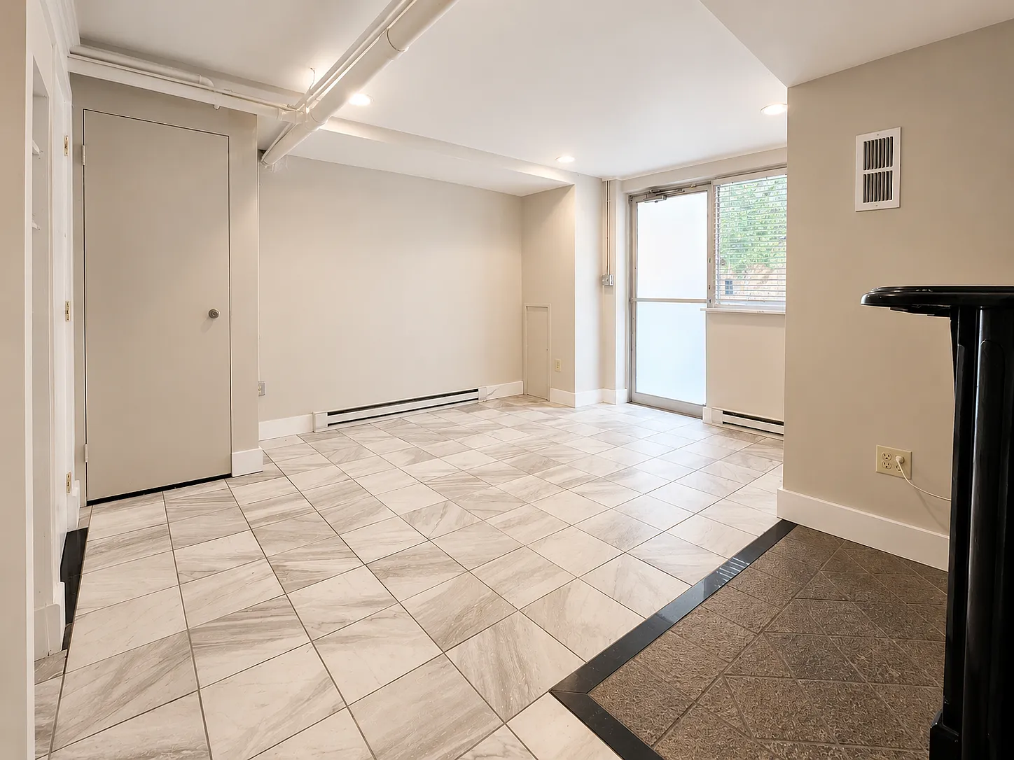 1 bed, 650 sqft, $750 — Photo 1