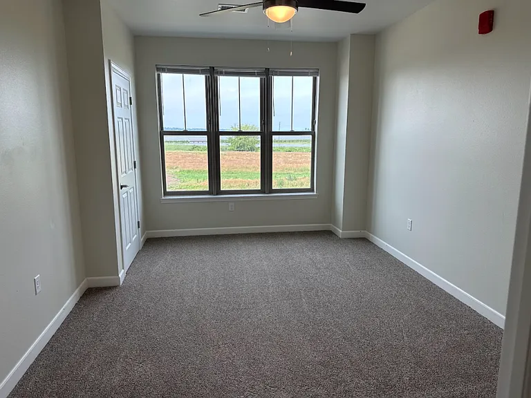 Red Earth Apartments- On Lake Butte Des Morts — Photo 17