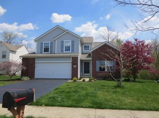325 Penwood Ct, Pataskala, OH