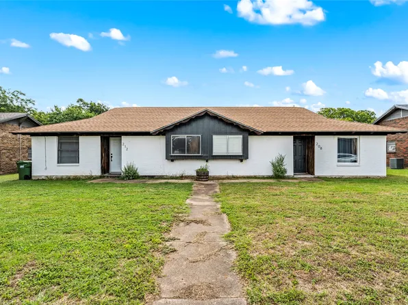 208-212 Queen Dr, Hewitt, TX 76643