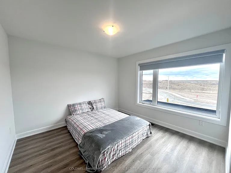 714 Daimler Pkwy — Photo 17