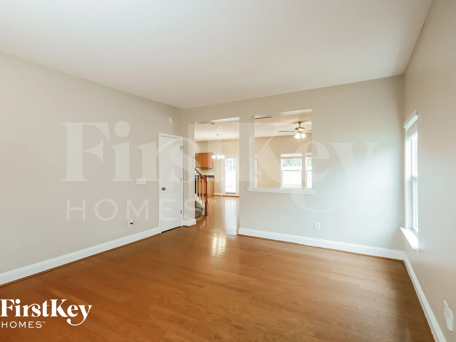 3 bed, 2.5 bath, 2118 sqft, $2,385 — Photo 2