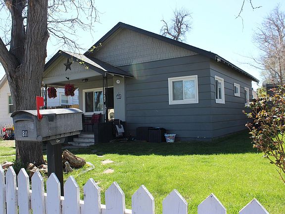 3rd image of 811 Prospect St