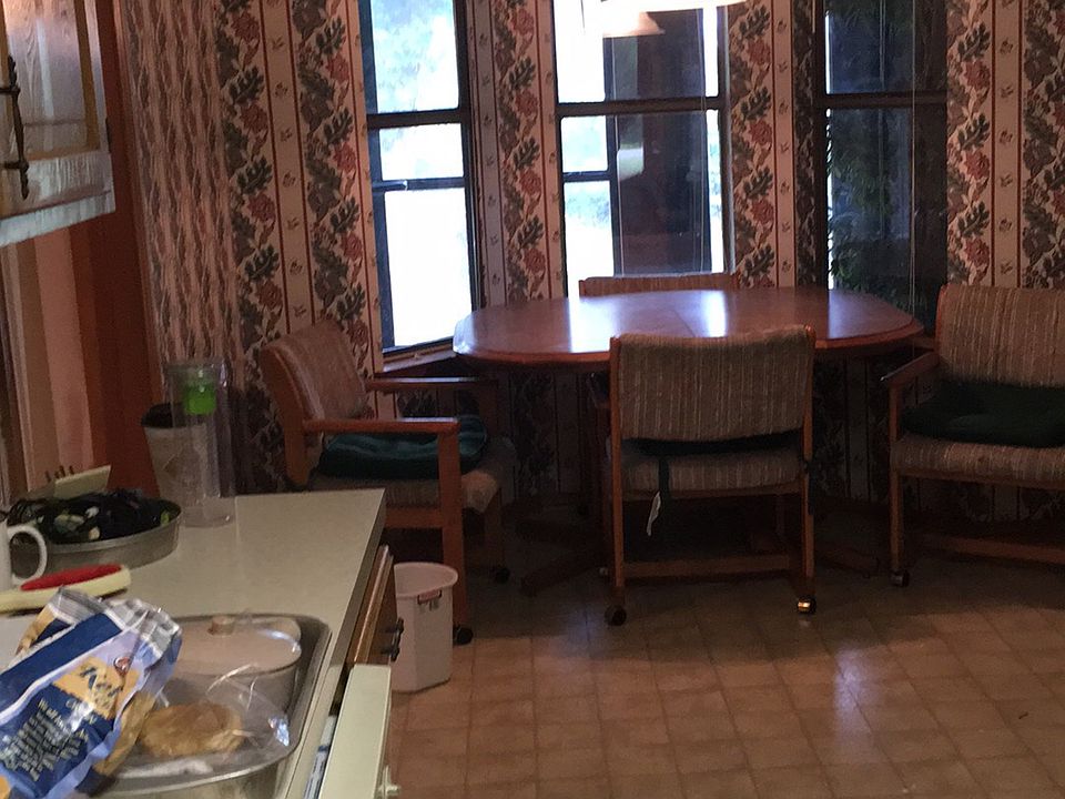 2nd image of 3713 Northcrest Dr